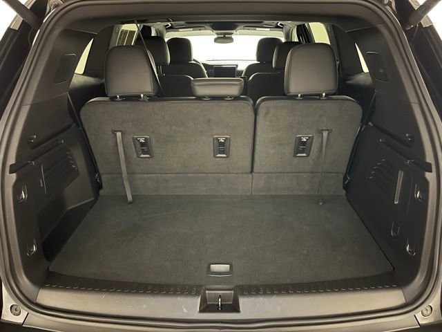 Used 2024 GMC Acadia AT4 w/ Luxury Package AWD/4WD image 7