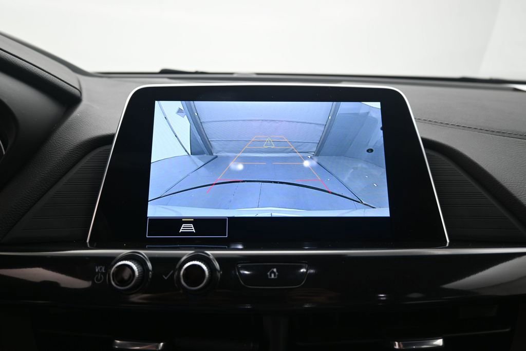 Used 2024 Cadillac CT4 Luxury w/ LPO, ONYX Package RWD image 12