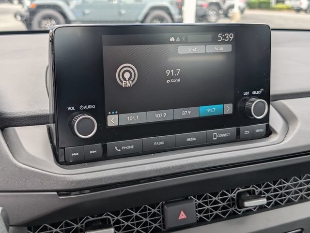 Used 2025 Honda Accord SE image 15