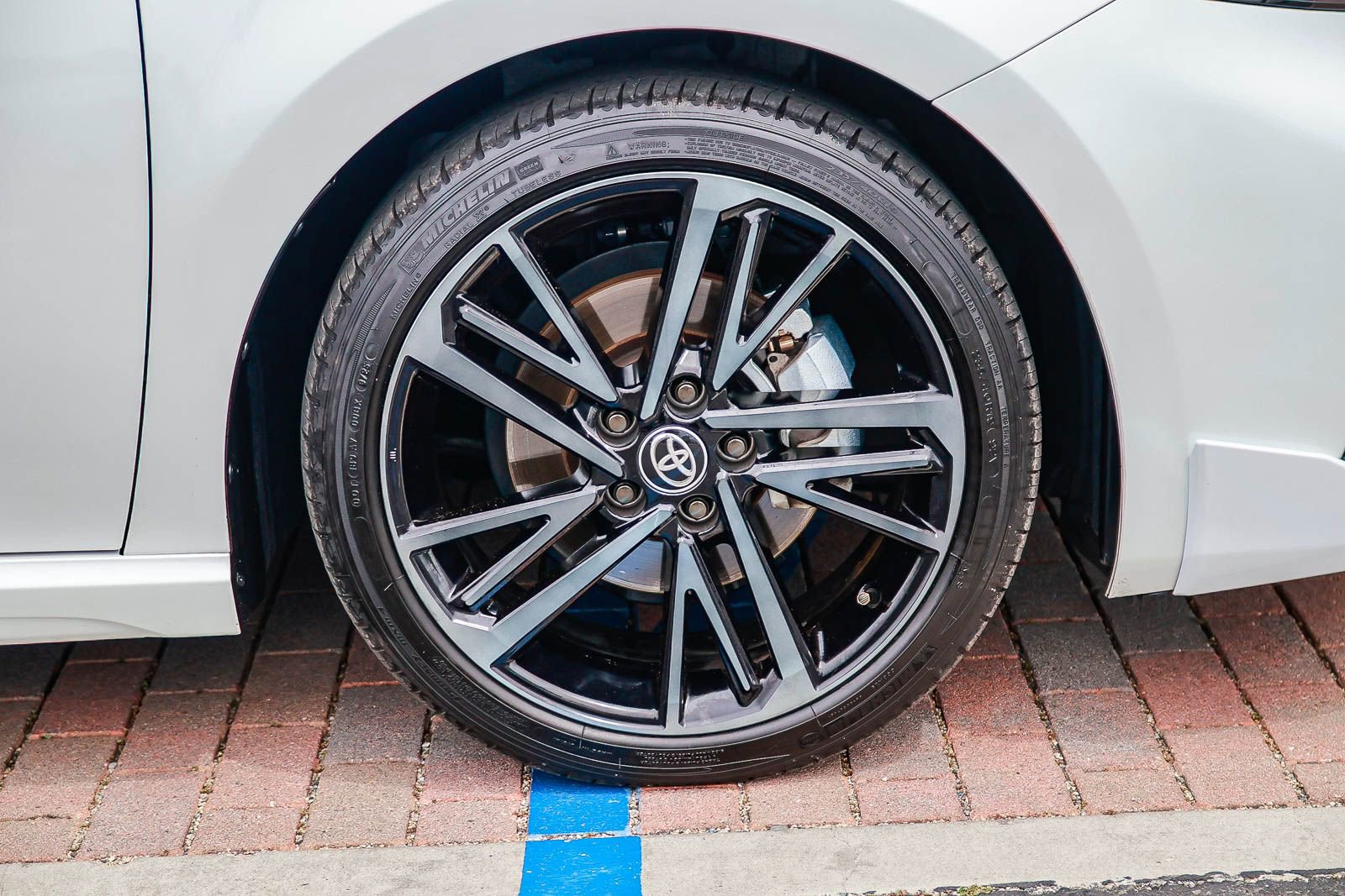 Used 2025 Toyota Camry XSE w/ Premium Package FWD image 10