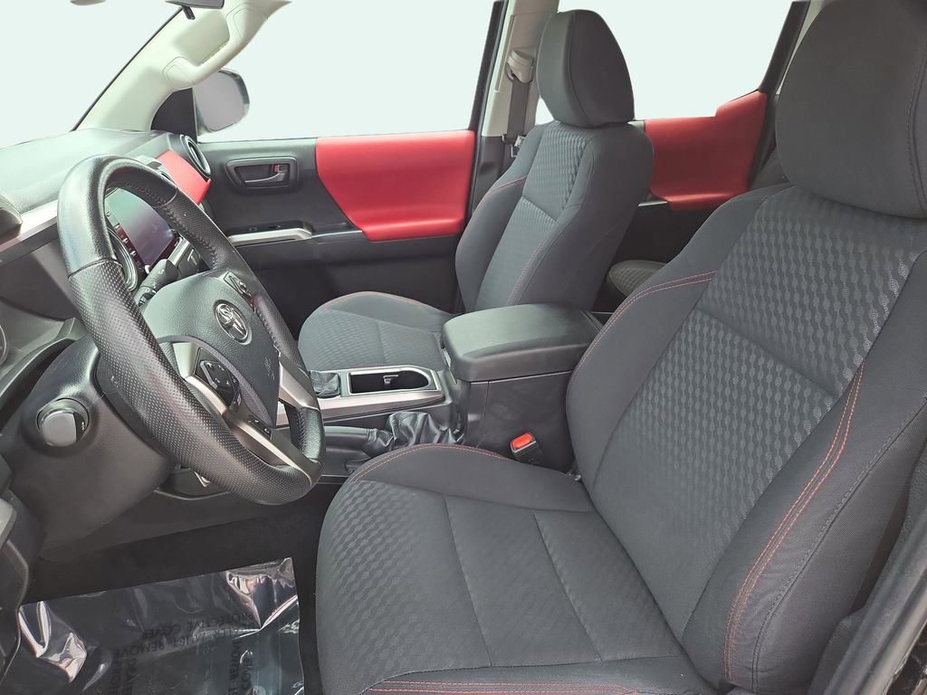 Used 2023 Toyota Tacoma SR5 image 17