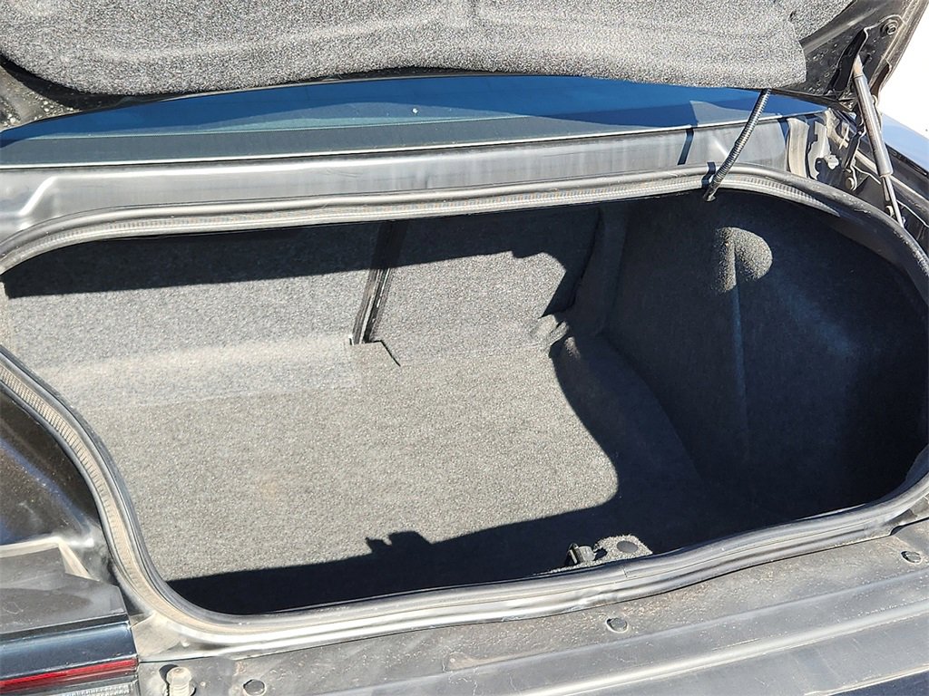 Used 2023 Dodge Challenger R/T w/ Blacktop Package image 10