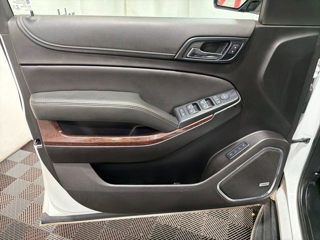 Used 2020 GMC Yukon XL SLT AWD/4WD image 23