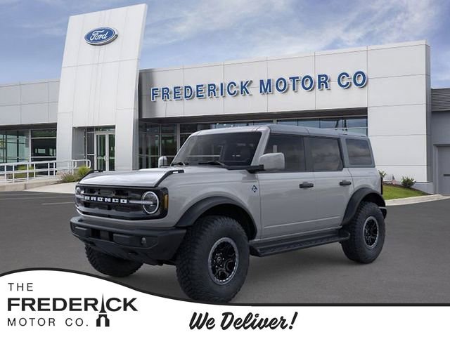 New 2026 Ford Bronco Outer Banks w/ Sasquatch Package AWD/4WD image 1
