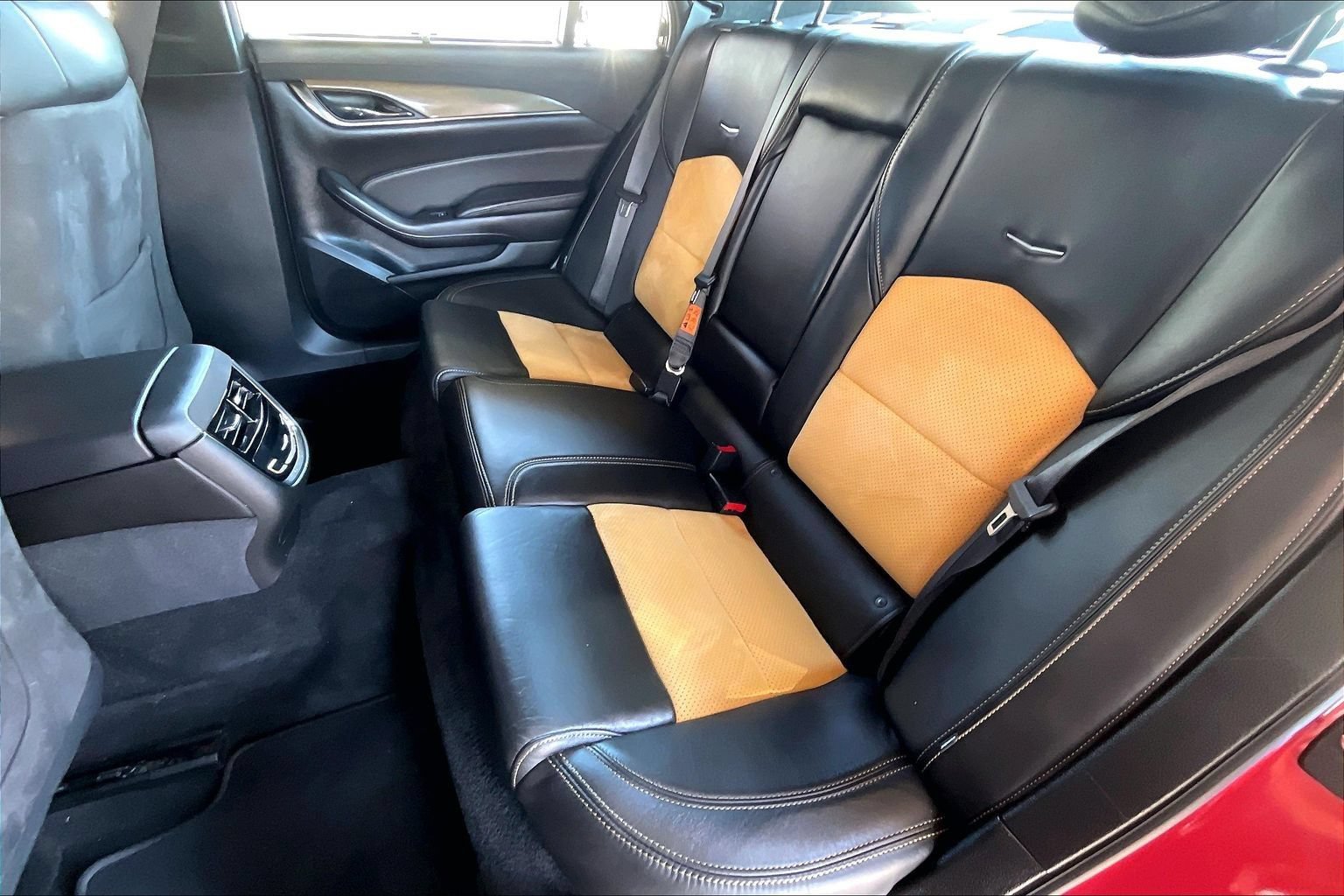 Used 2016 Cadillac CTS V w/ Luxury Package RWD image 20