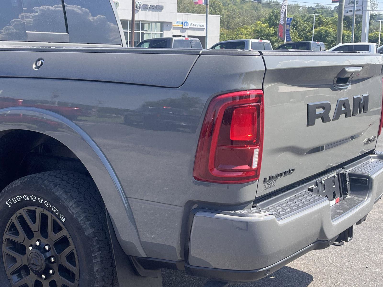 Used 2026 RAM 2500 Limited AWD/4WD image 6