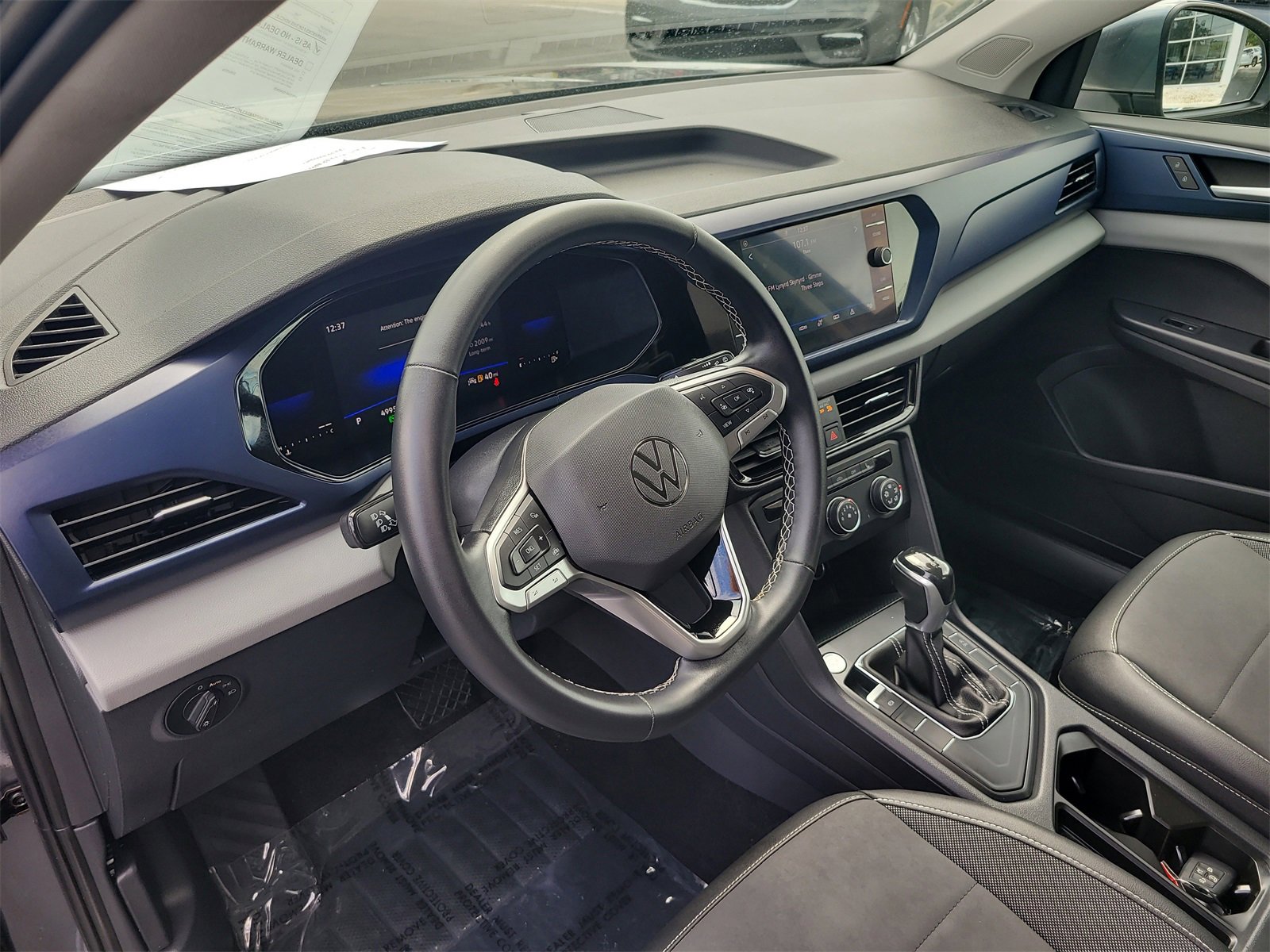 Used 2022 Volkswagen Taos SE image 19