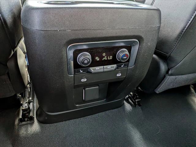 Used 2024 Chevrolet Tahoe Z71 w/ Luxury Package image 19