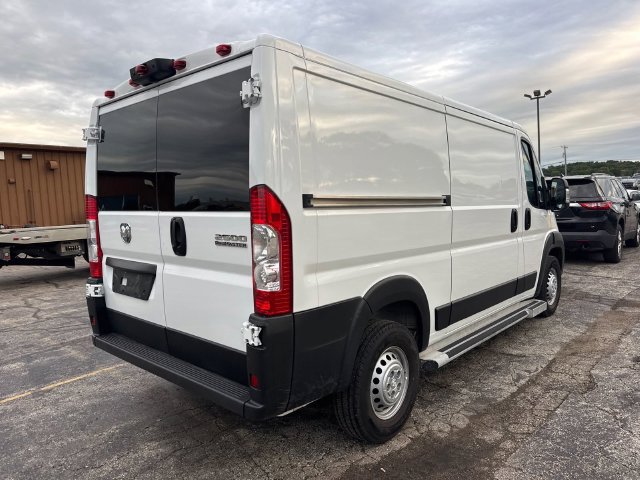Used 2025 RAM ProMaster 2500 FWD image 3