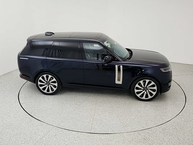 Certified 2025 Land Rover Range Rover SV AWD/4WD image 16