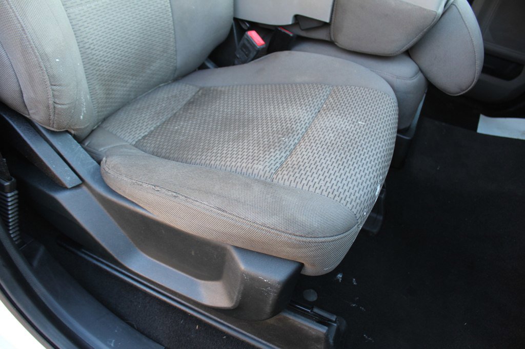 Used 2021 Ford F550 4x4 STAKE BED POWERSTROKE image 22