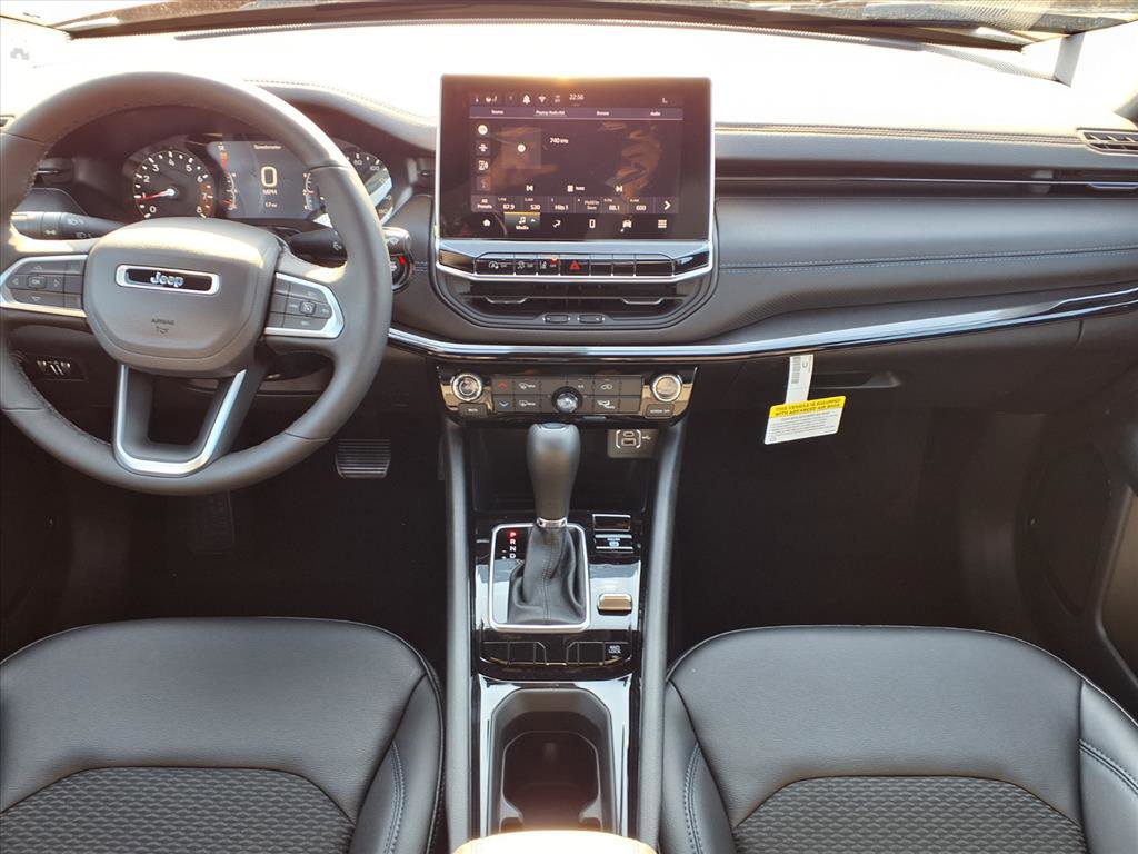 New 2026 Jeep Compass Altitude image 8