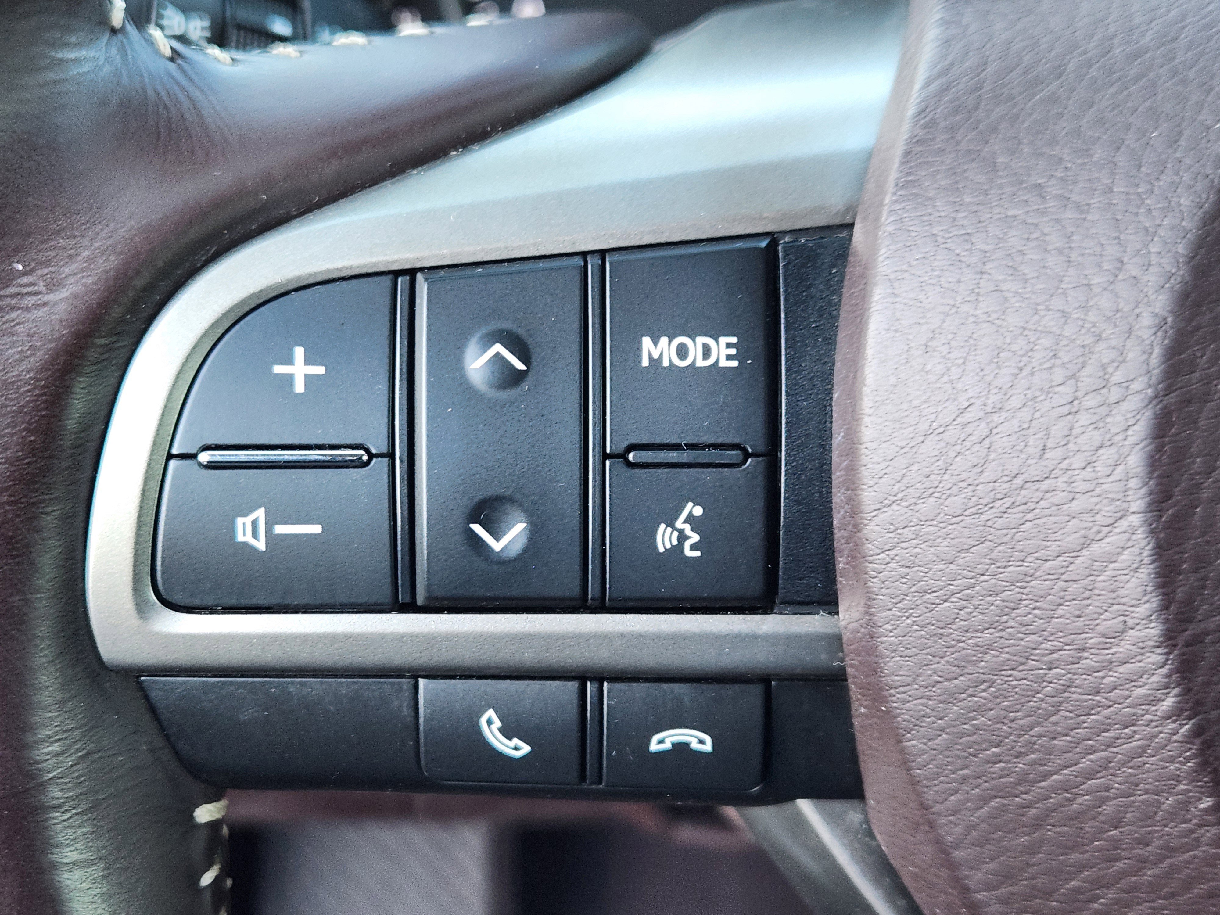 Used 2018 Lexus RX 350L Luxury image 27