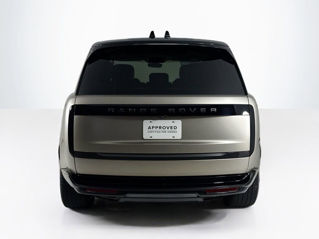 Used 2023 Land Rover Range Rover SE image 4