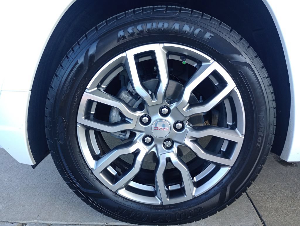 Used 2023 GMC Terrain Denali AWD/4WD image 28