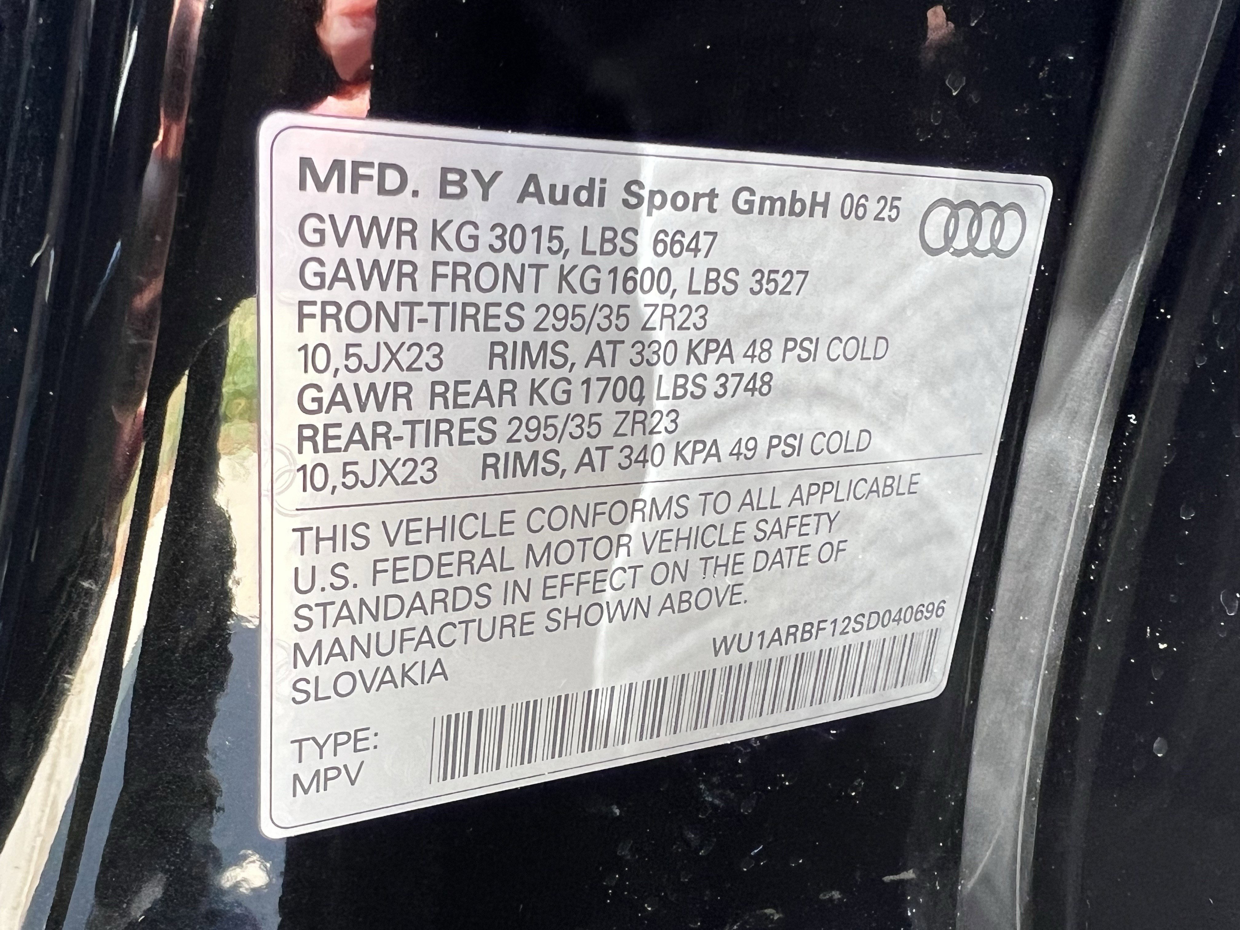 Certified 2025 Audi RS Q8 performance AWD/4WD image 37