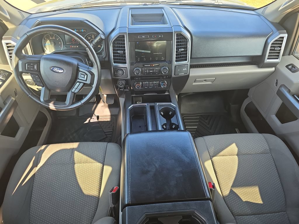 Used 2017 Ford F150 XLT w/ Equipment Group 302A Luxury AWD/4WD image 9
