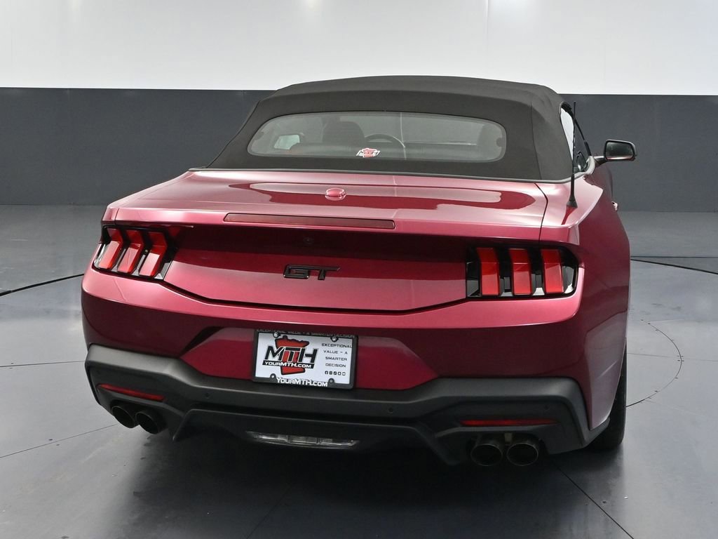 Used 2025 Ford Mustang GT Premium w/ GT Performance Package image 7