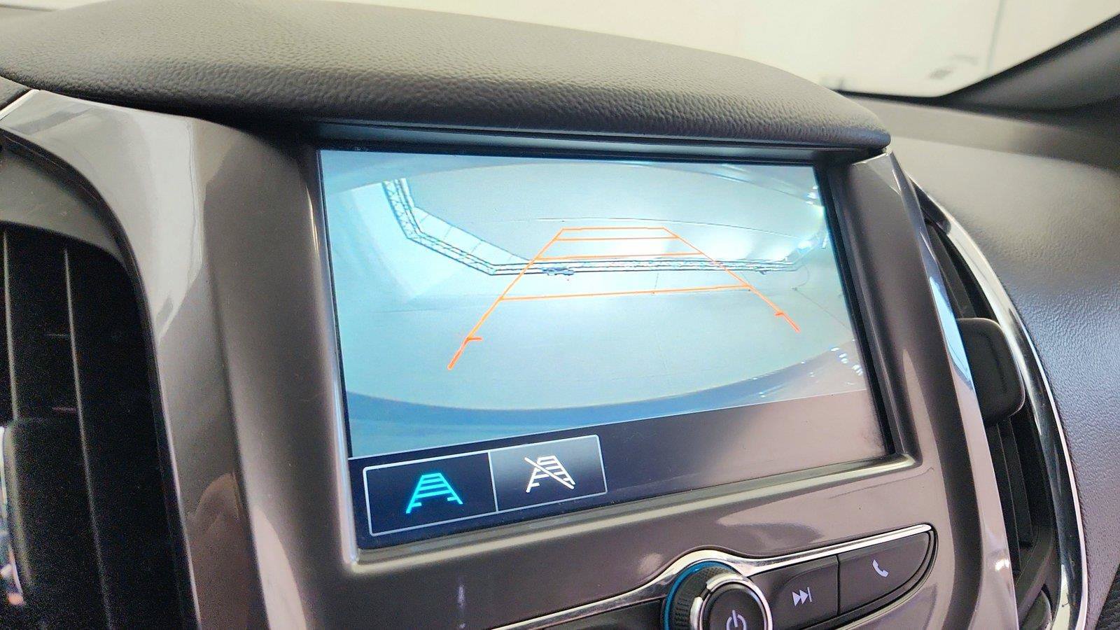 Used 2018 Chevrolet Cruze LT w/ Convenience Package FWD image 21