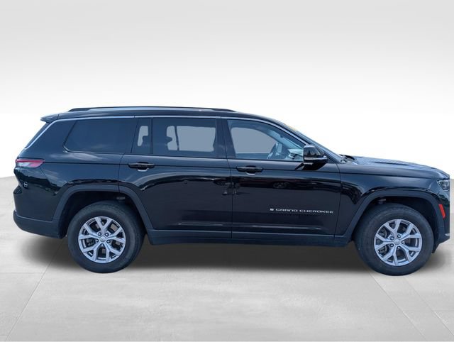 Used 2022 Jeep Grand Cherokee L Limited AWD/4WD image 9