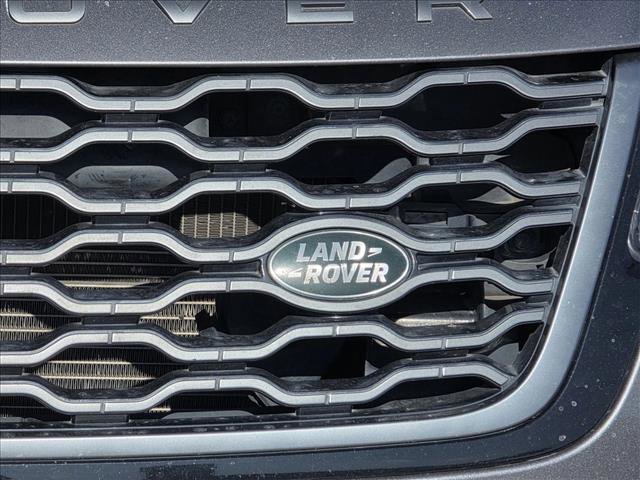 Used 2018 Land Rover Range Rover Velar R-Dynamic HSE image 10