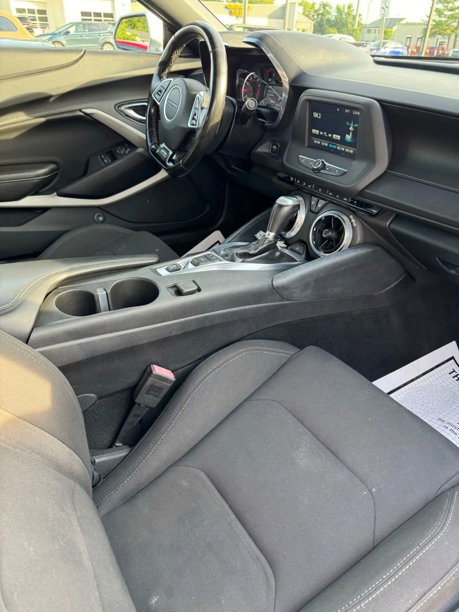 Used 2017 Chevrolet Camaro LT image 14