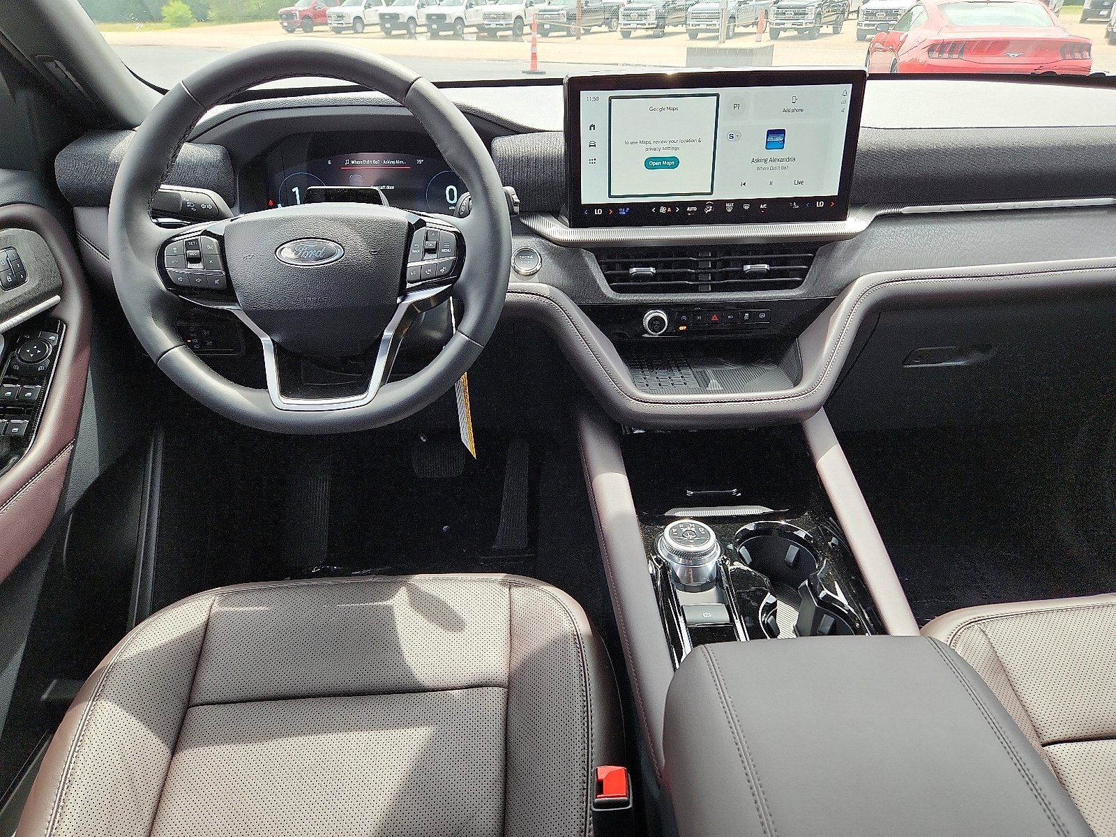 New 2025 Ford Explorer Platinum w/ Ultimate Package image 10