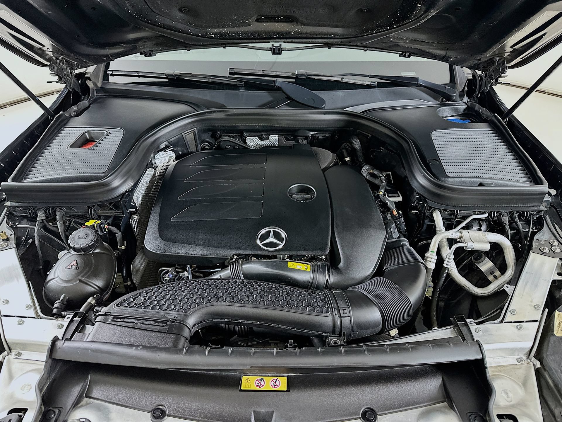Certified 2022 Mercedes-Benz GLC 300 image 30