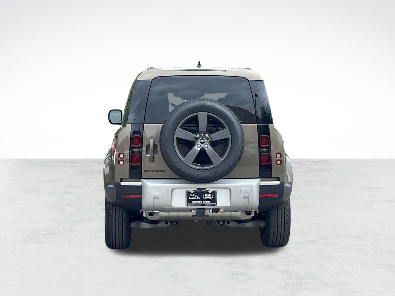 Used 2025 Land Rover Defender 110 S image 9