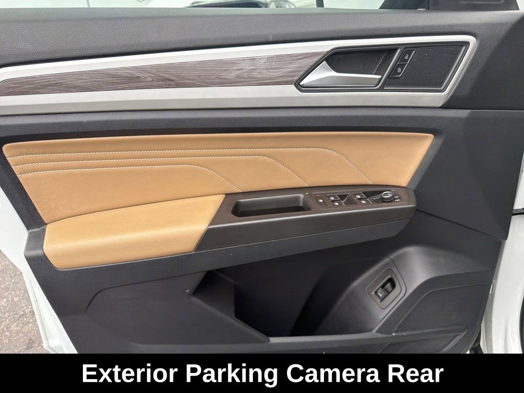 Used 2022 Volkswagen Atlas Cross Sport SE w/ Black Wheel Package image 12