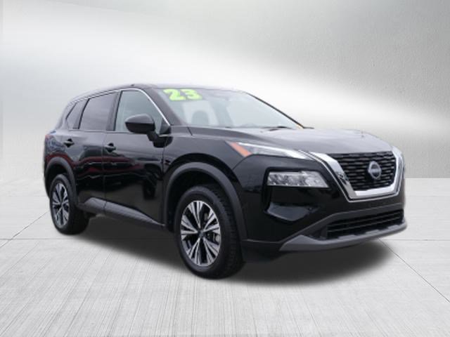 Used 2023 Nissan Rogue SV image 9