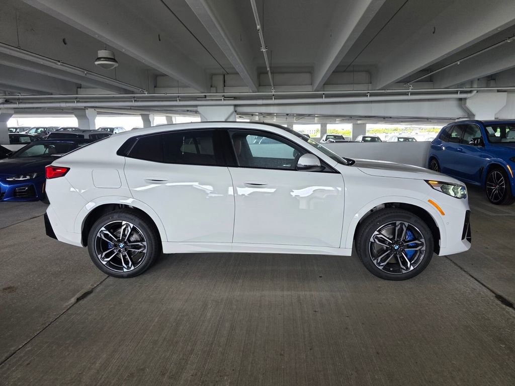 New 2026 BMW X2 xDrive28i w/ M Sport Package image 3
