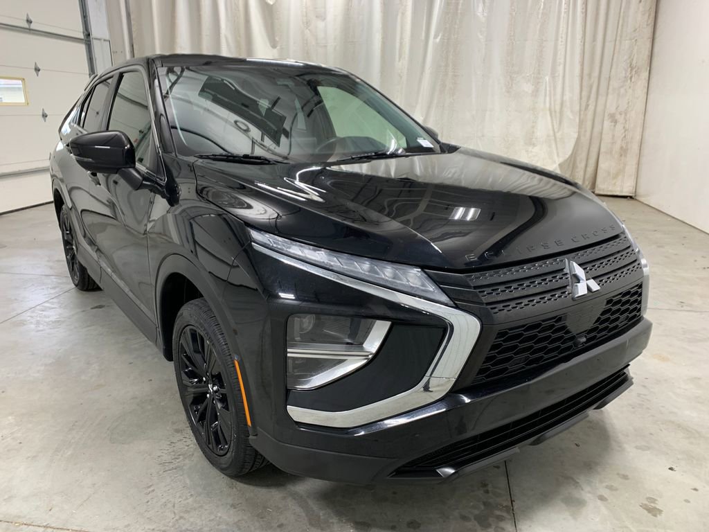 Used 2022 Mitsubishi Eclipse Cross LE video 2