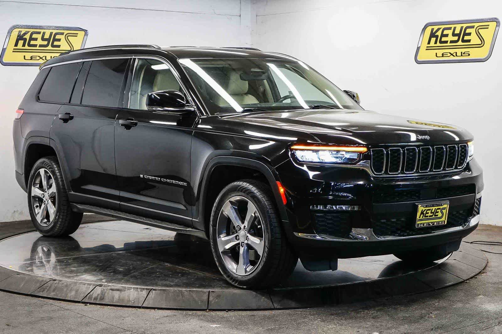 Used 2022 Jeep Grand Cherokee L Limited RWD image 5