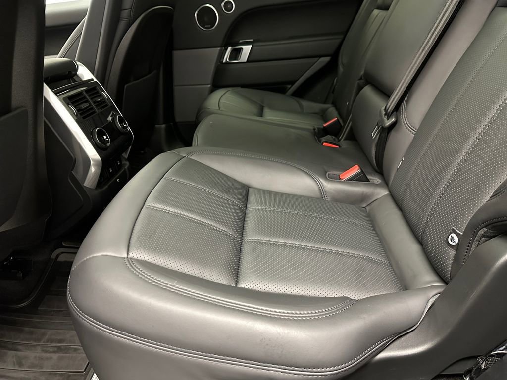 Used 2019 Land Rover Range Rover Sport HSE AWD/4WD image 15