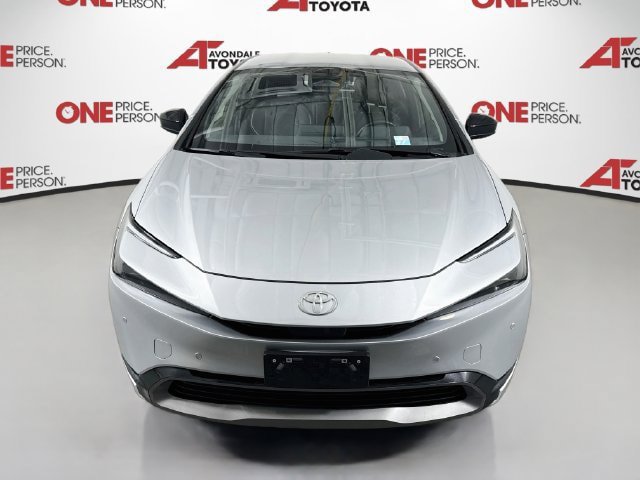Certified 2025 Toyota Prius XLE FWD image 3