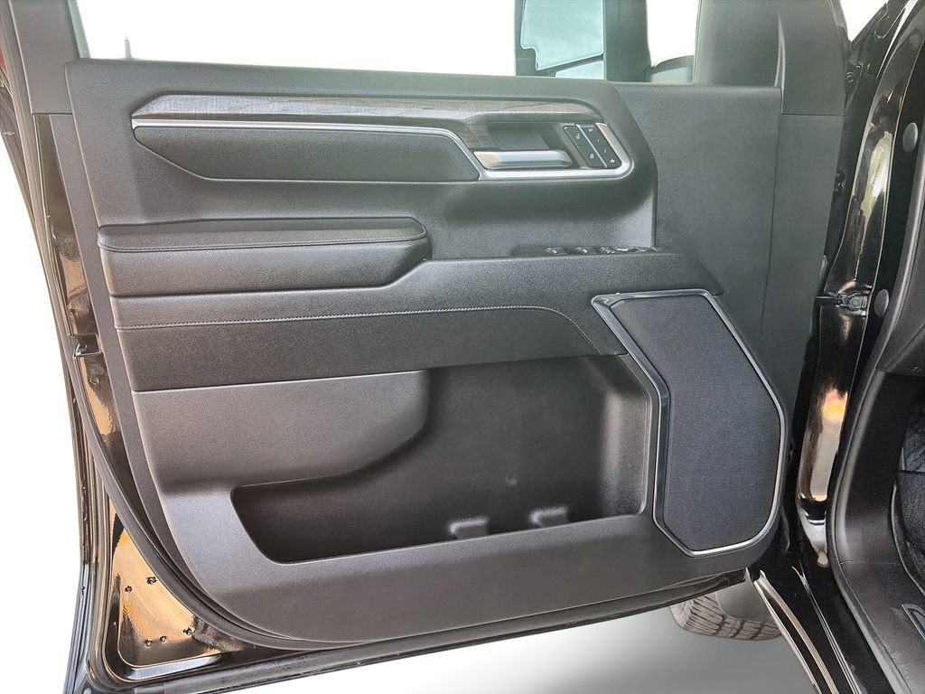Certified 2024 Chevrolet Silverado 2500 LTZ AWD/4WD image 23