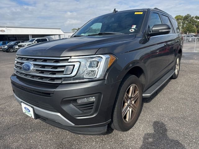 Used 2020 Ford Expedition XLT w/ Equipment Group 202A image 3
