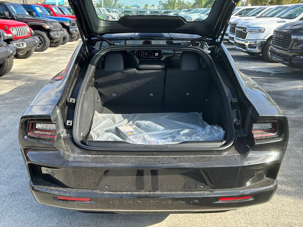 New 2025 Dodge Charger R/T w/ Quick Order Package 25M R/T image 34