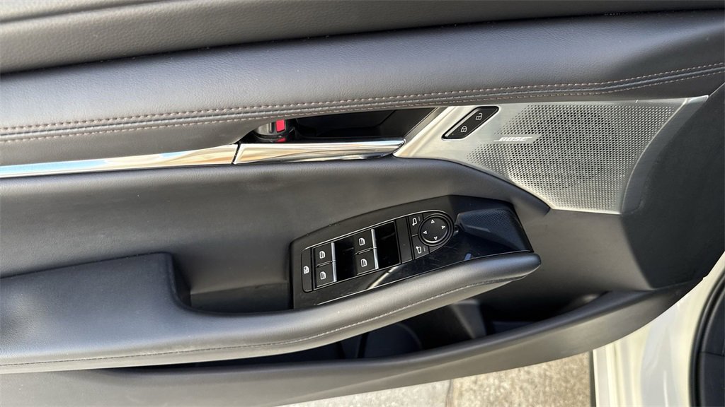 Certified 2022 MAZDA MAZDA3 s image 40