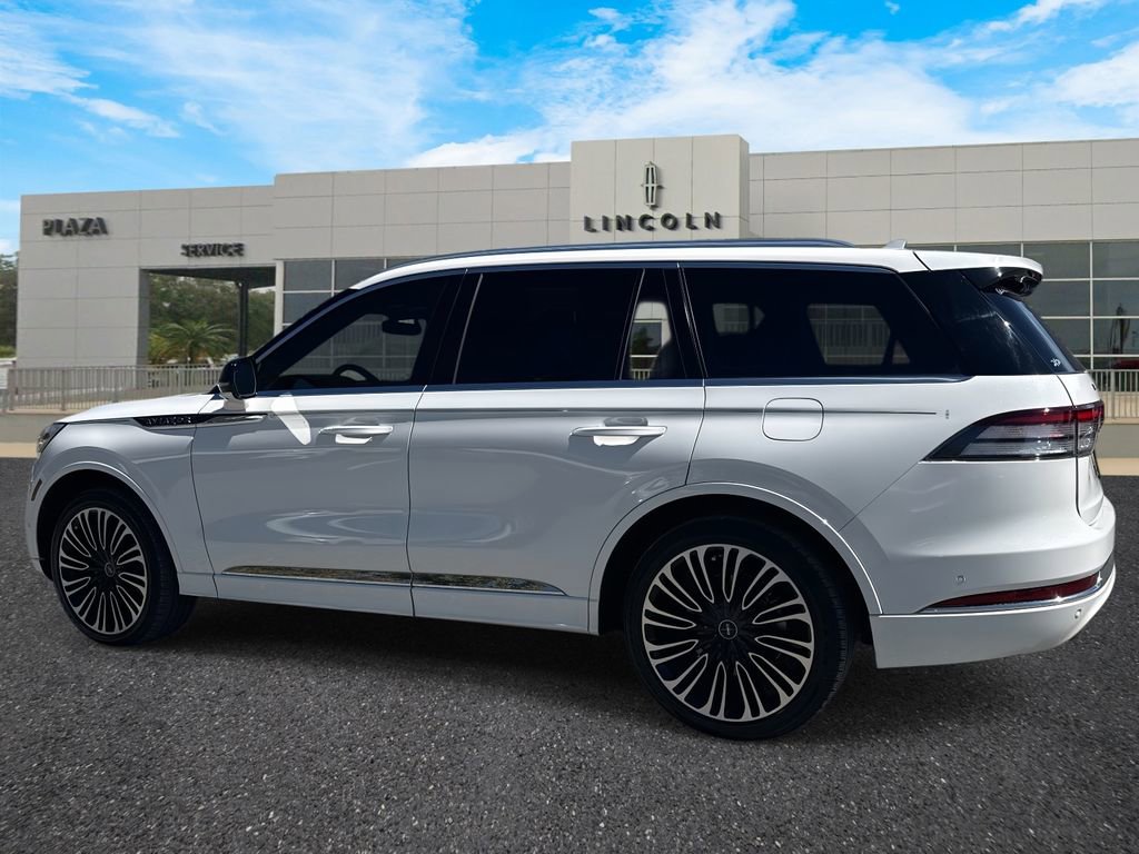 Certified 2024 Lincoln Aviator Black Label AWD/4WD image 5