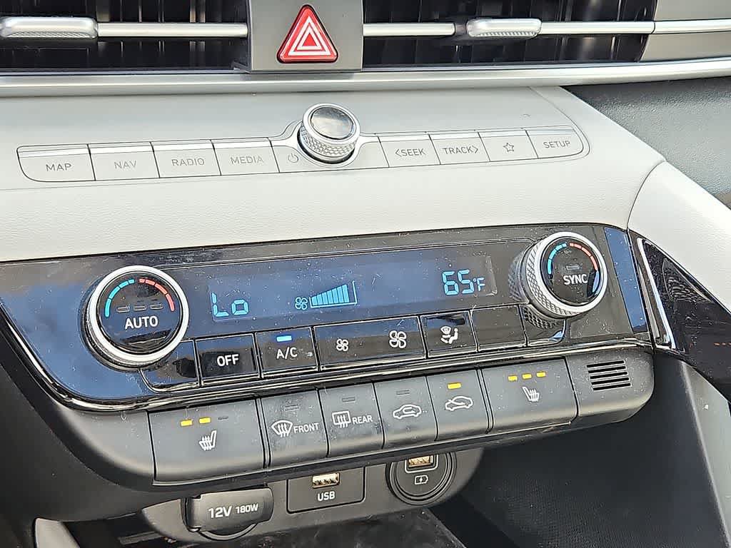 Used 2021 Hyundai Elantra Limited FWD image 15
