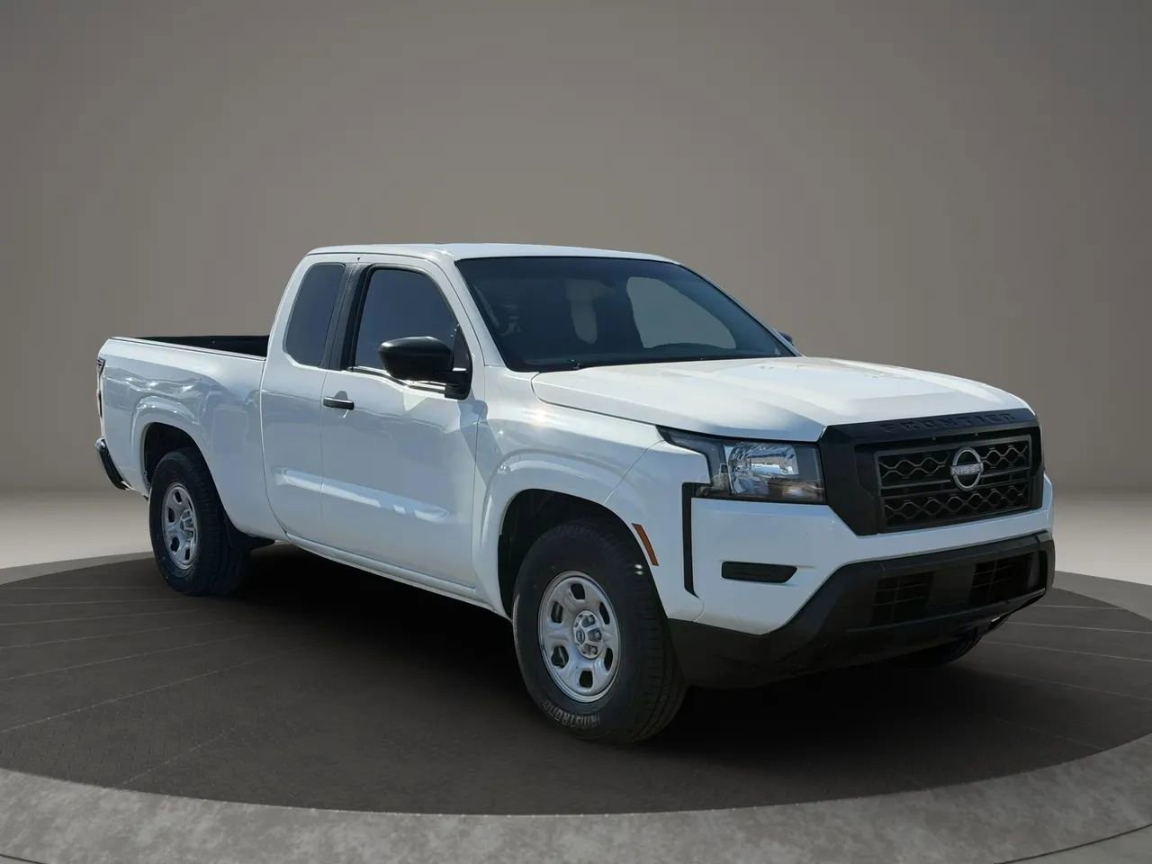 Used 2022 Nissan Frontier S RWD image 8