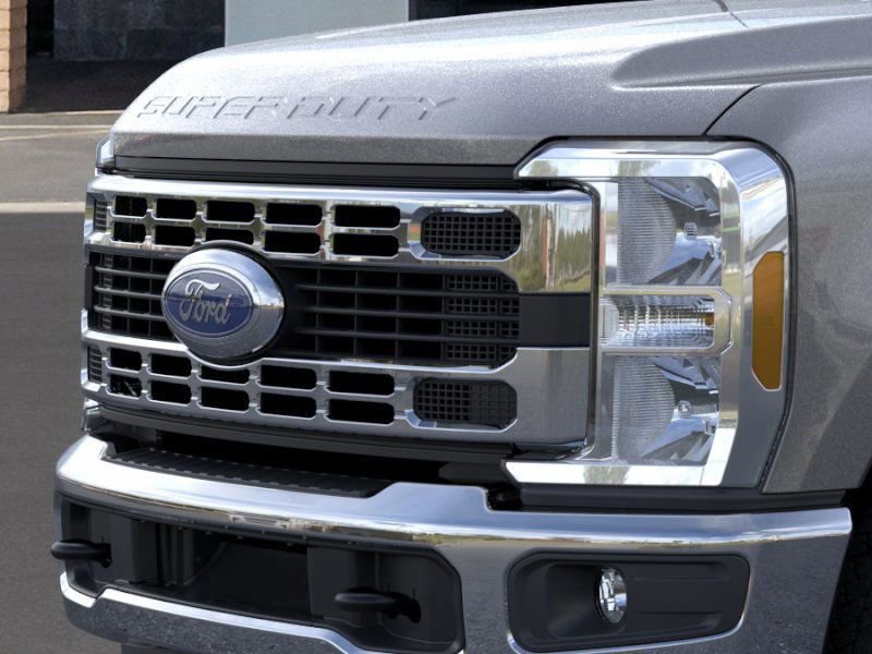 New 2026 Ford F250 XLT w/ FX4 Off-Road Package image 17