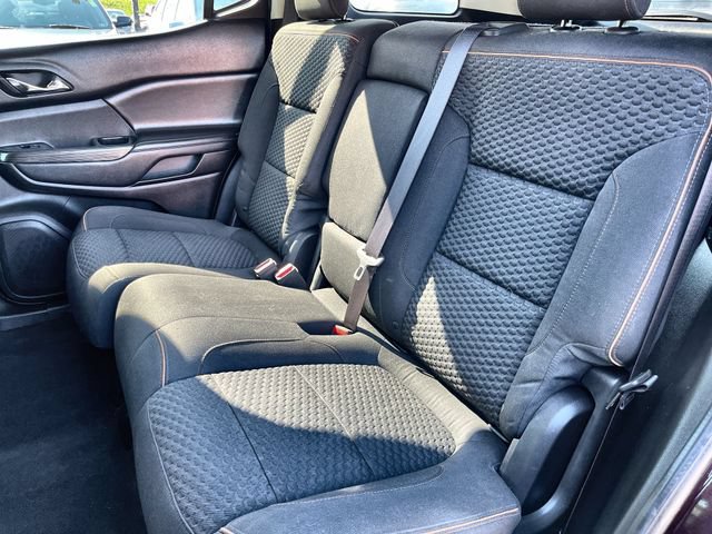 Used 2017 GMC Acadia SLE w/ Driver Alert Package I AWD/4WD image 25