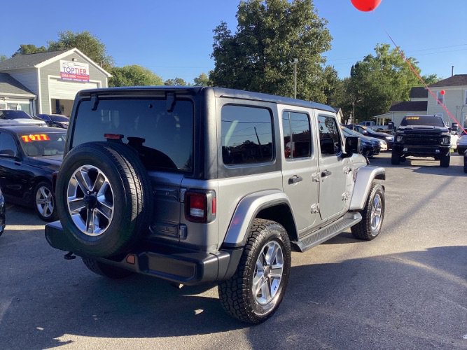 Used 2020 Jeep Wrangler Unlimited Sahara image 3