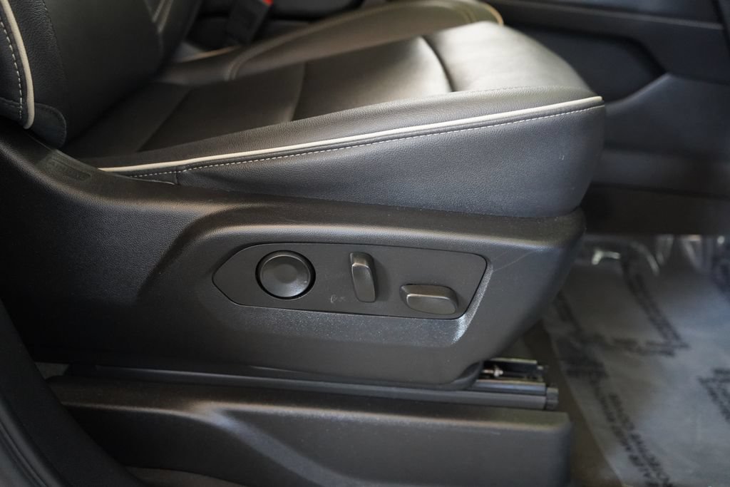 Used 2023 Chevrolet Tahoe Premier RWD image 20