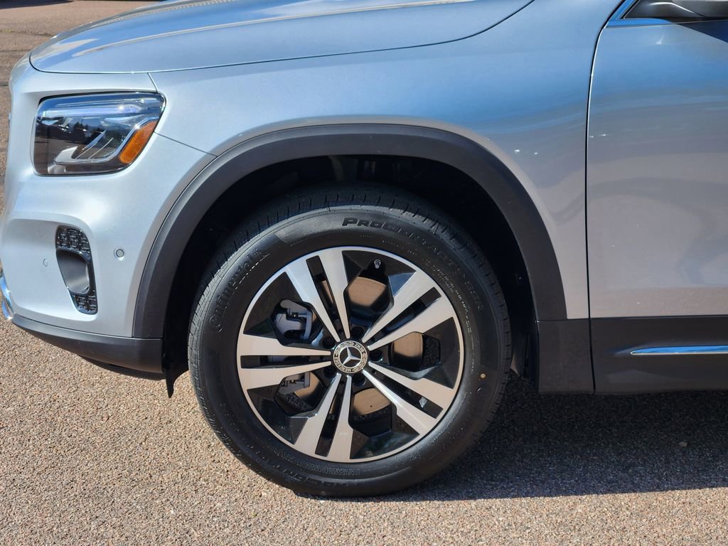 New 2025 Mercedes-Benz GLB 250 4MATIC image 9