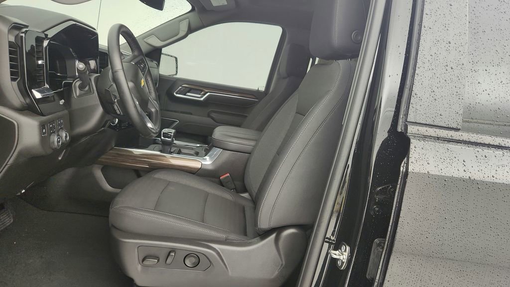 Used 2025 Chevrolet Silverado 1500 LT w/ Texas Edition Plus image 30