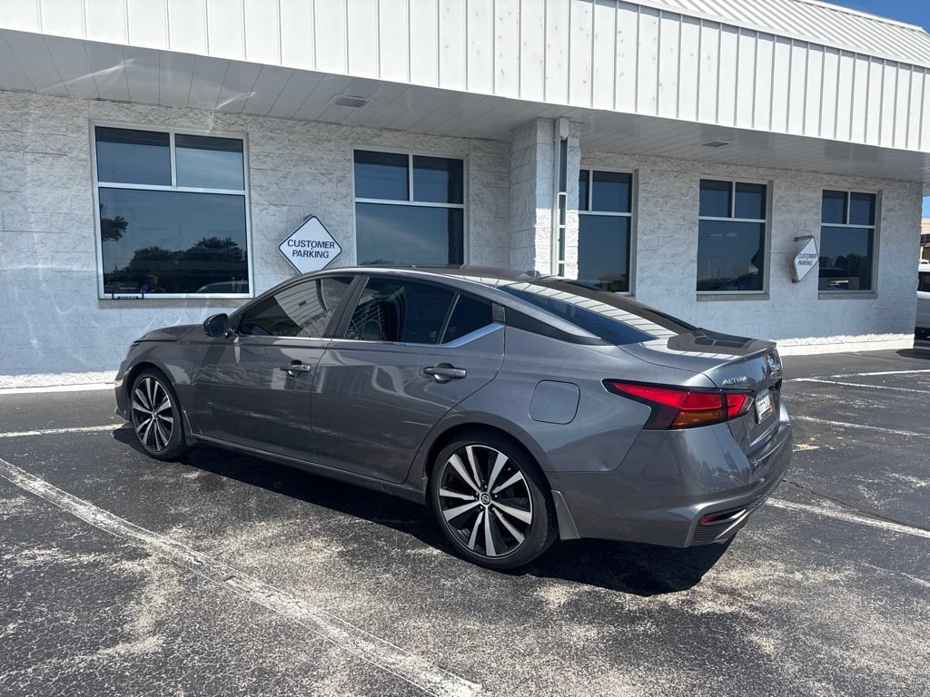 Used 2019 Nissan Altima 2.5 SR w/ SR Premium Package FWD image 4